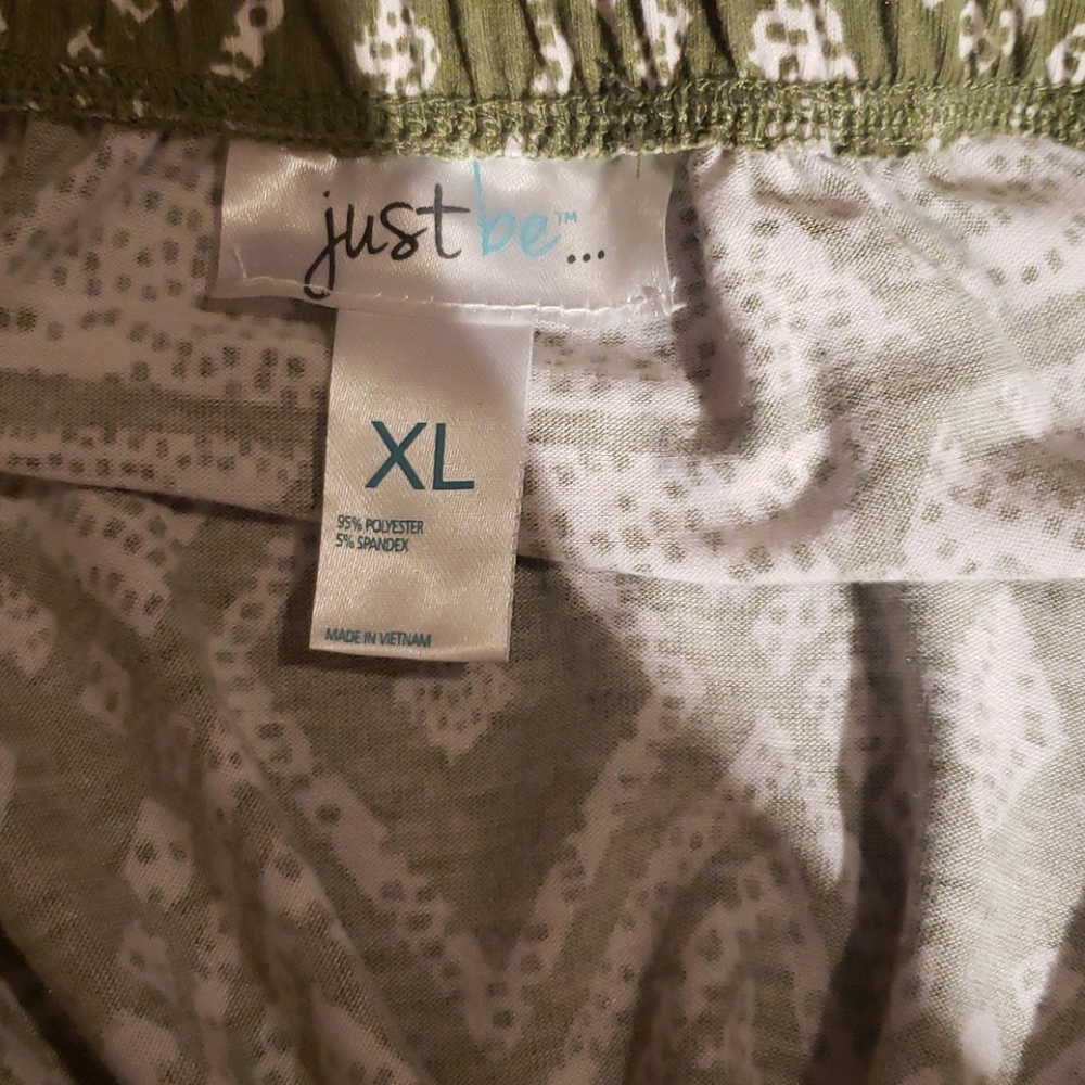 Romper - Picture 3 of 5